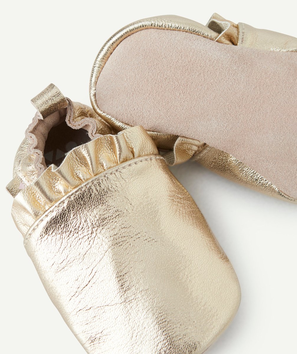 chaussons bébé fille couleur dorée