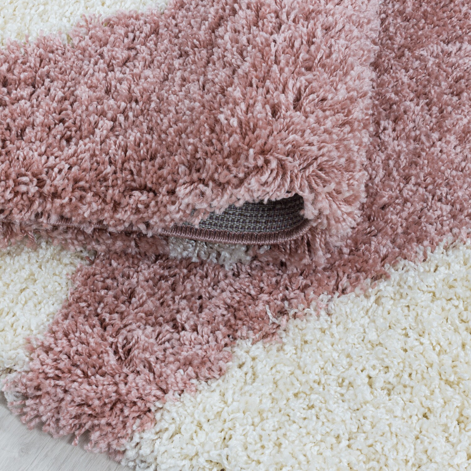 Stilvoller Hochflor Teppich, Modernes geometrisches Design, weicher Shaggy