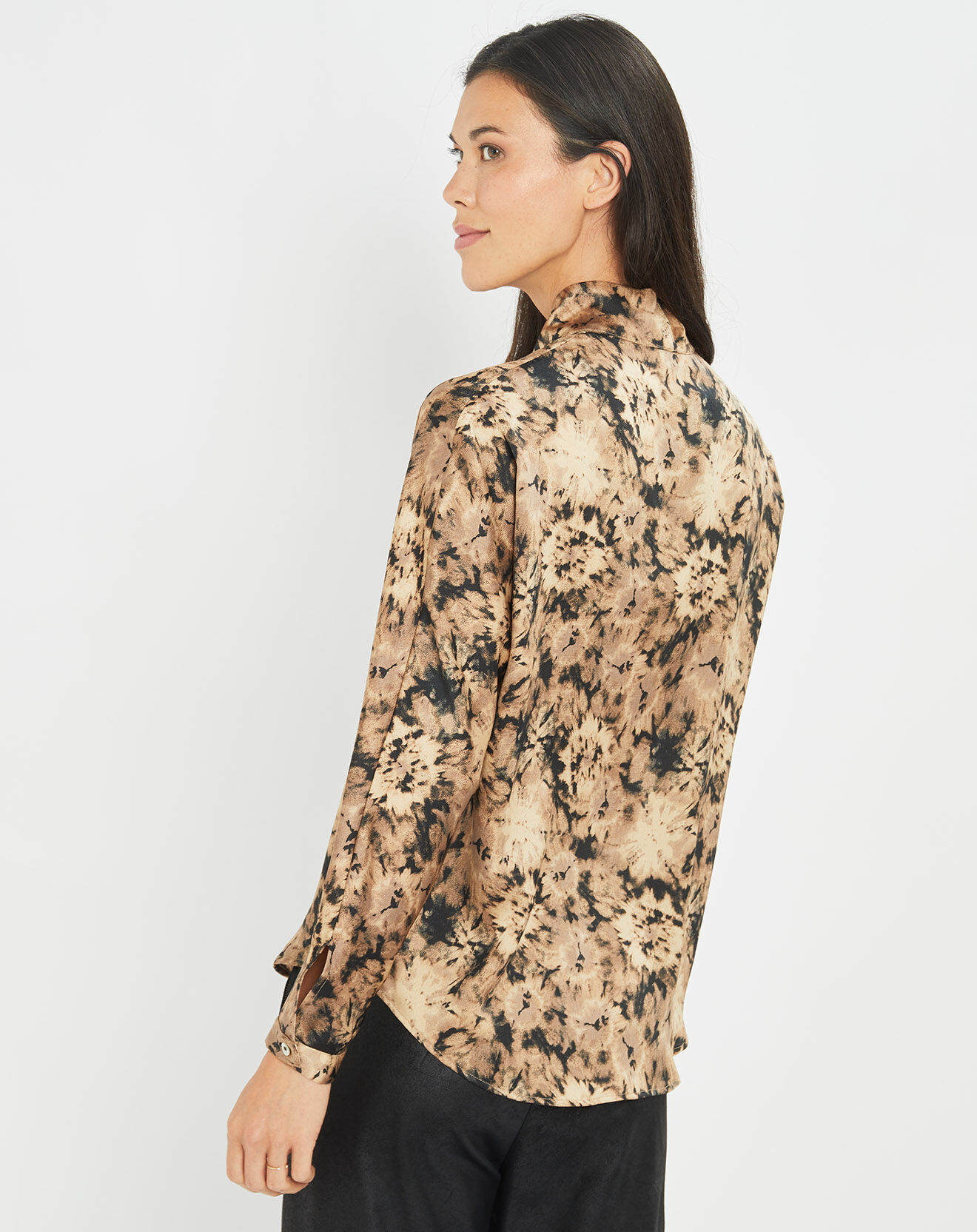 Lauren Vidal Chemise satinée Store écorce dorée