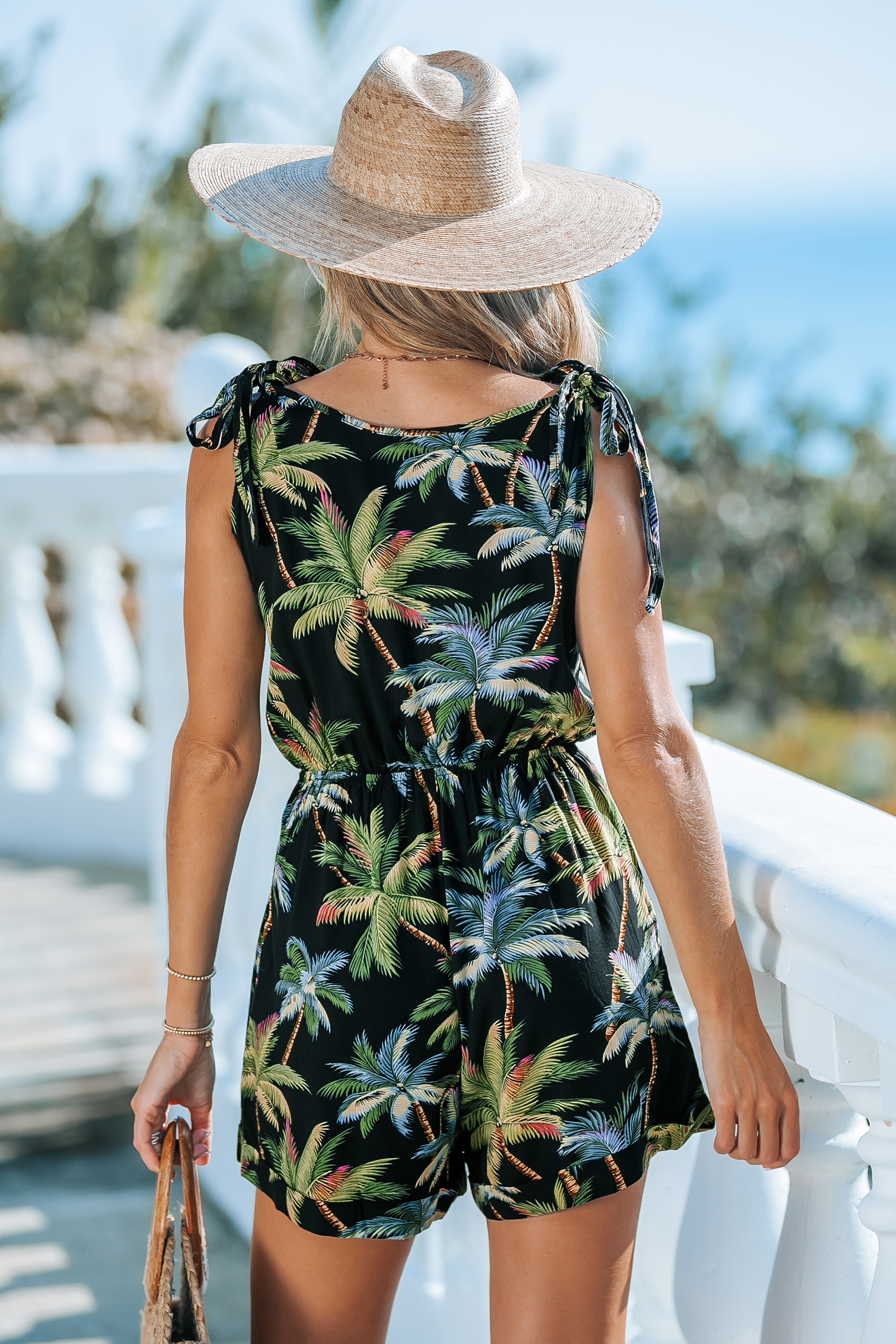 Combishort tropicale avec nœud sur le devant