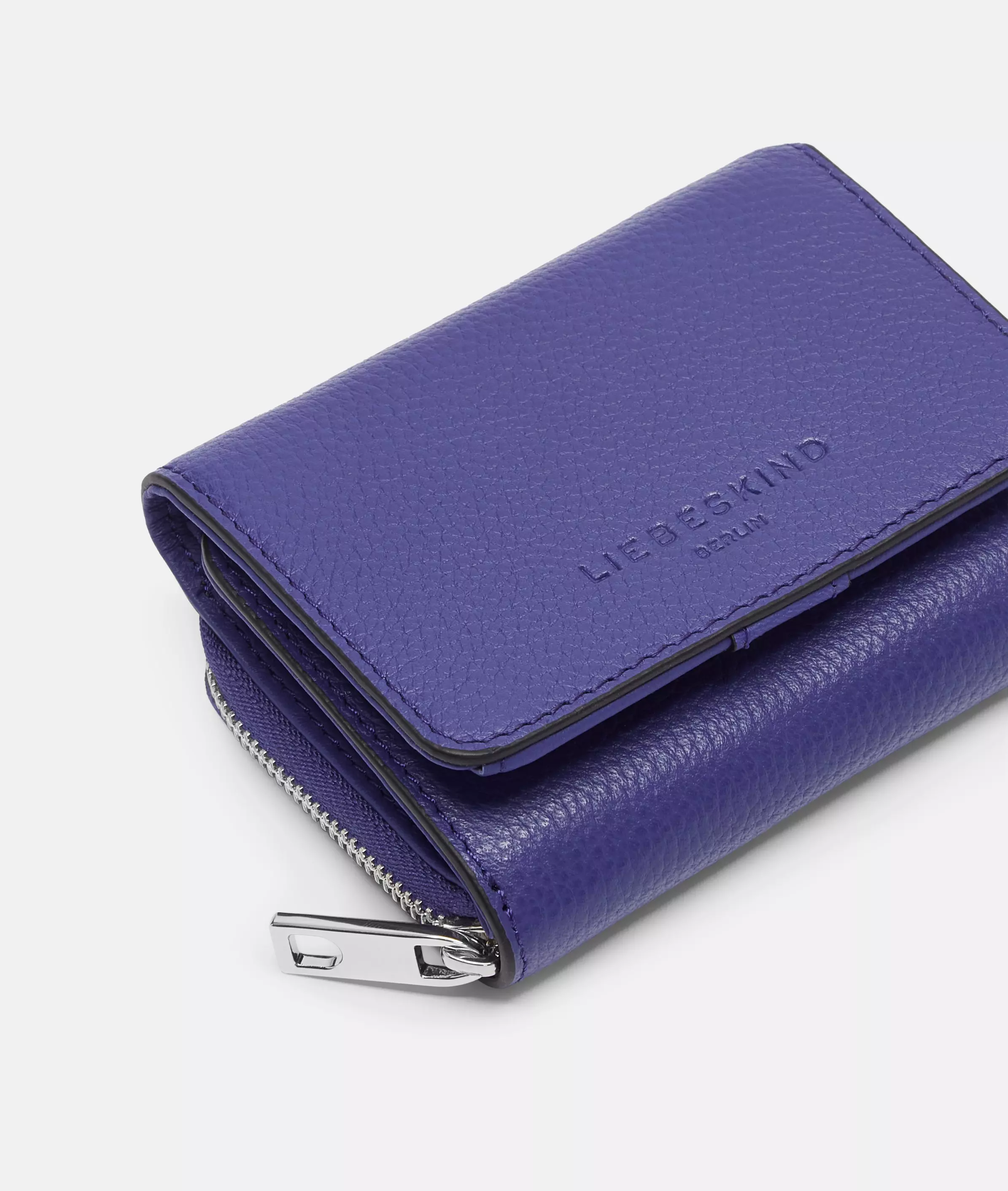 Wallet Spacious leather wallet