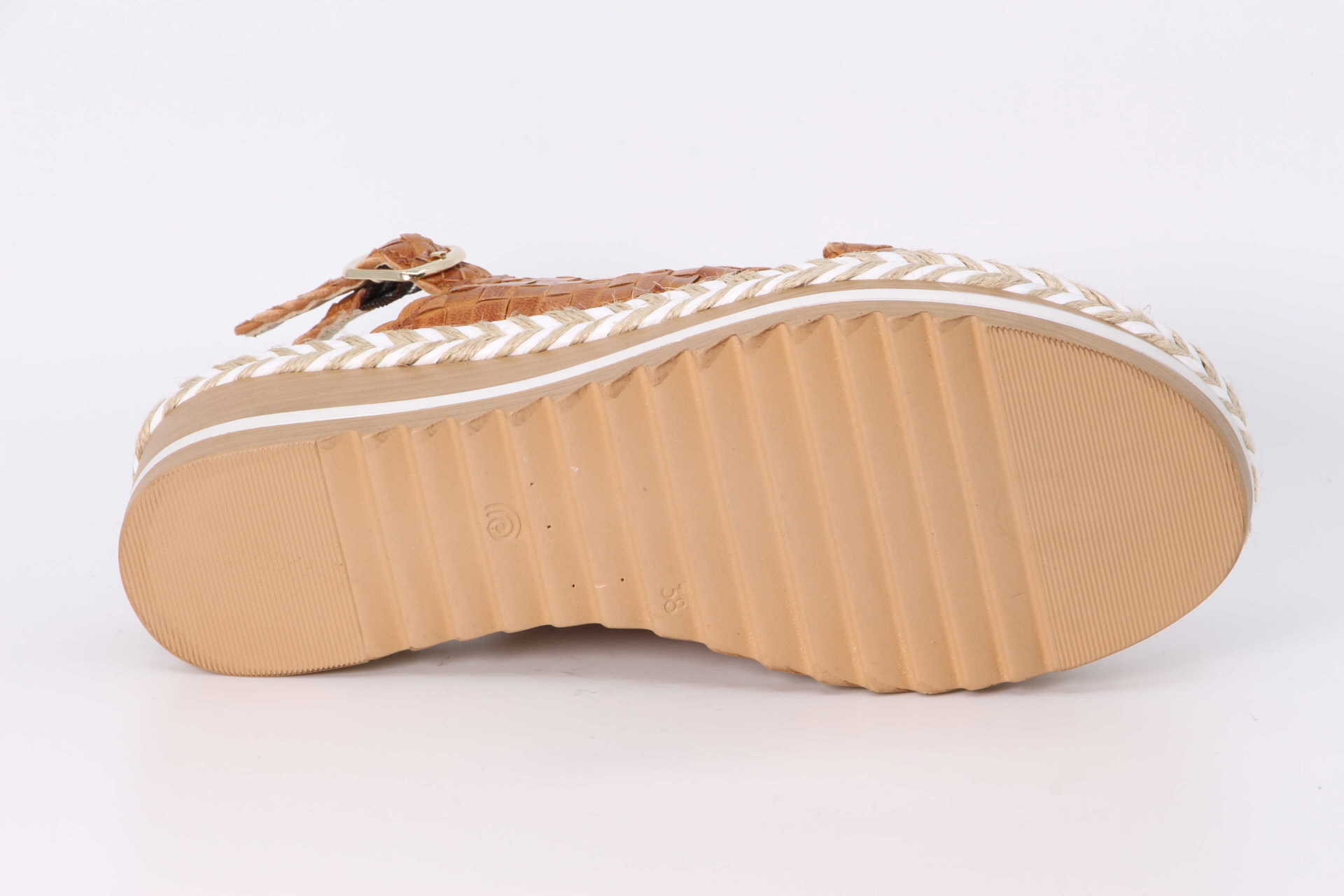Kess Sandale indian tan