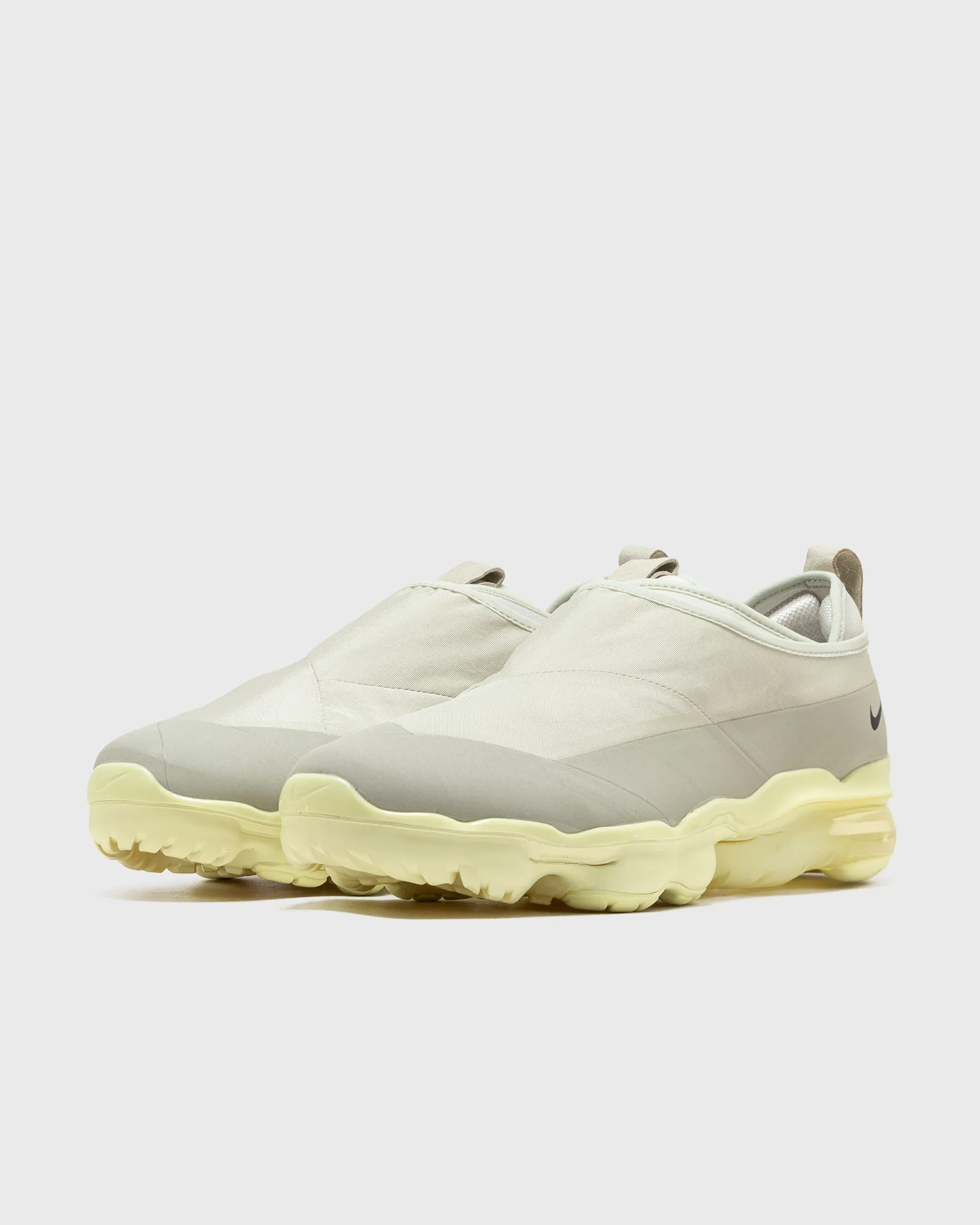 Nike AIR VAPORMAX MOC ROAM 'Light Stone'