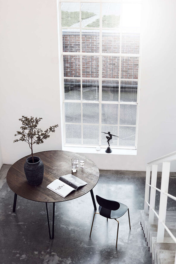 Muubs Spisebord Space Smoked Round 150 Røget