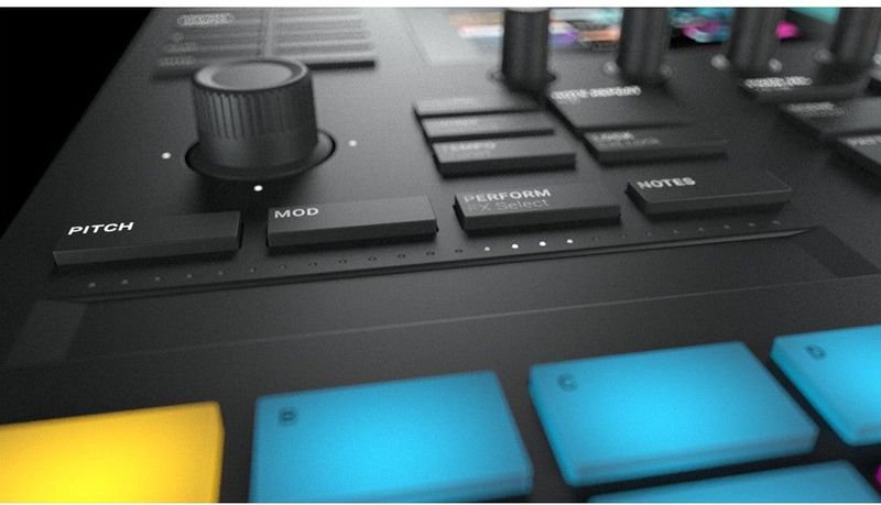 Native Instruments Maschine MK3 controller
