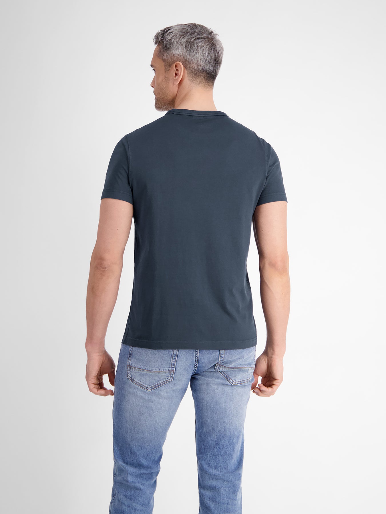 T-Shirt mit Brusttasche