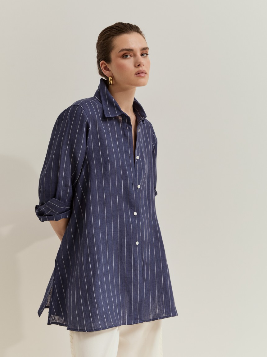 Camisa comprida em linho às riscas