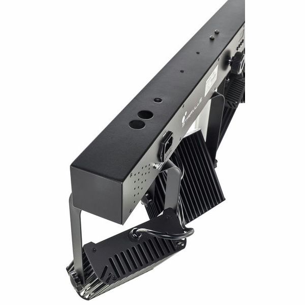 Stairville CLB8 Compact LED Bar 8 RGBW 8W