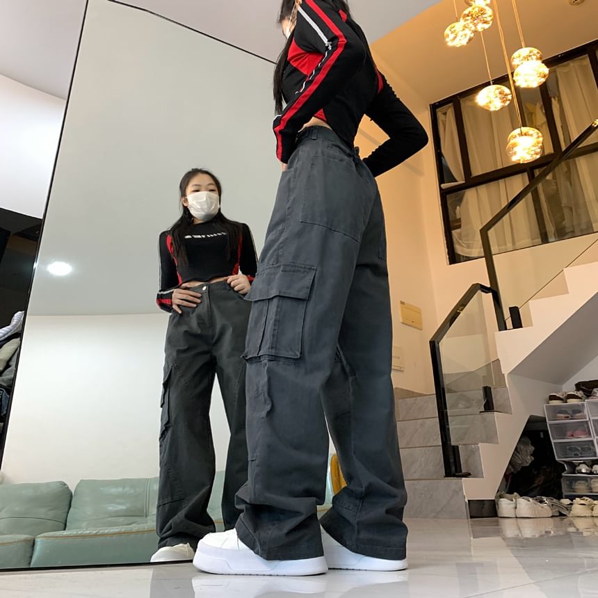Kenning - Mid Waist Washed Wide Leg Cargo Jeans