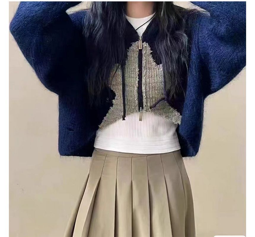 Everose - Tweekleurige sterrenprint, cropped gebreide hoodie met dubbele rits