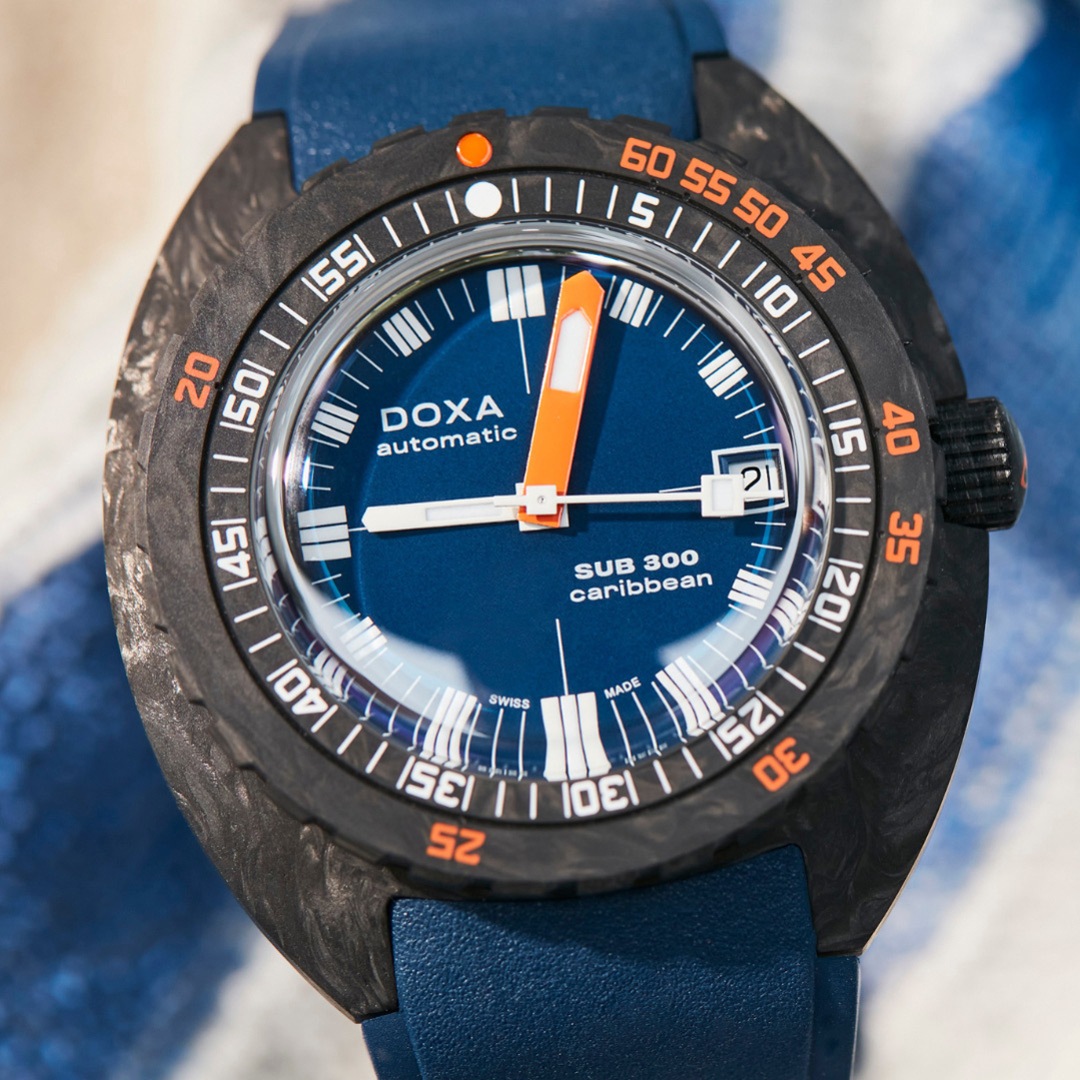 Doxa SUB 300 Carbon Caribbean