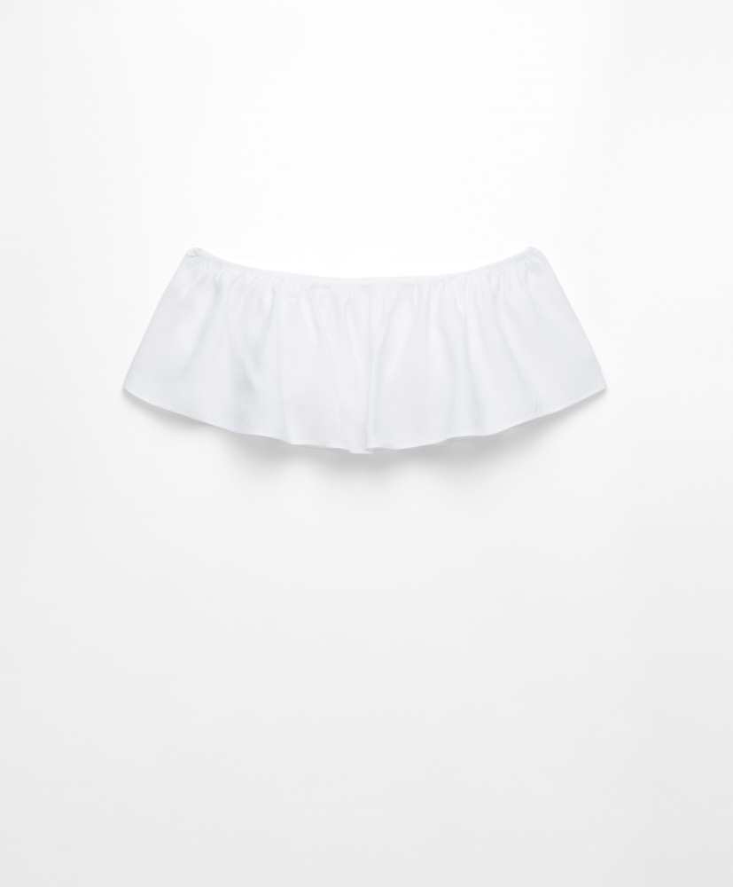 Blusa de linho com ombros à mostra