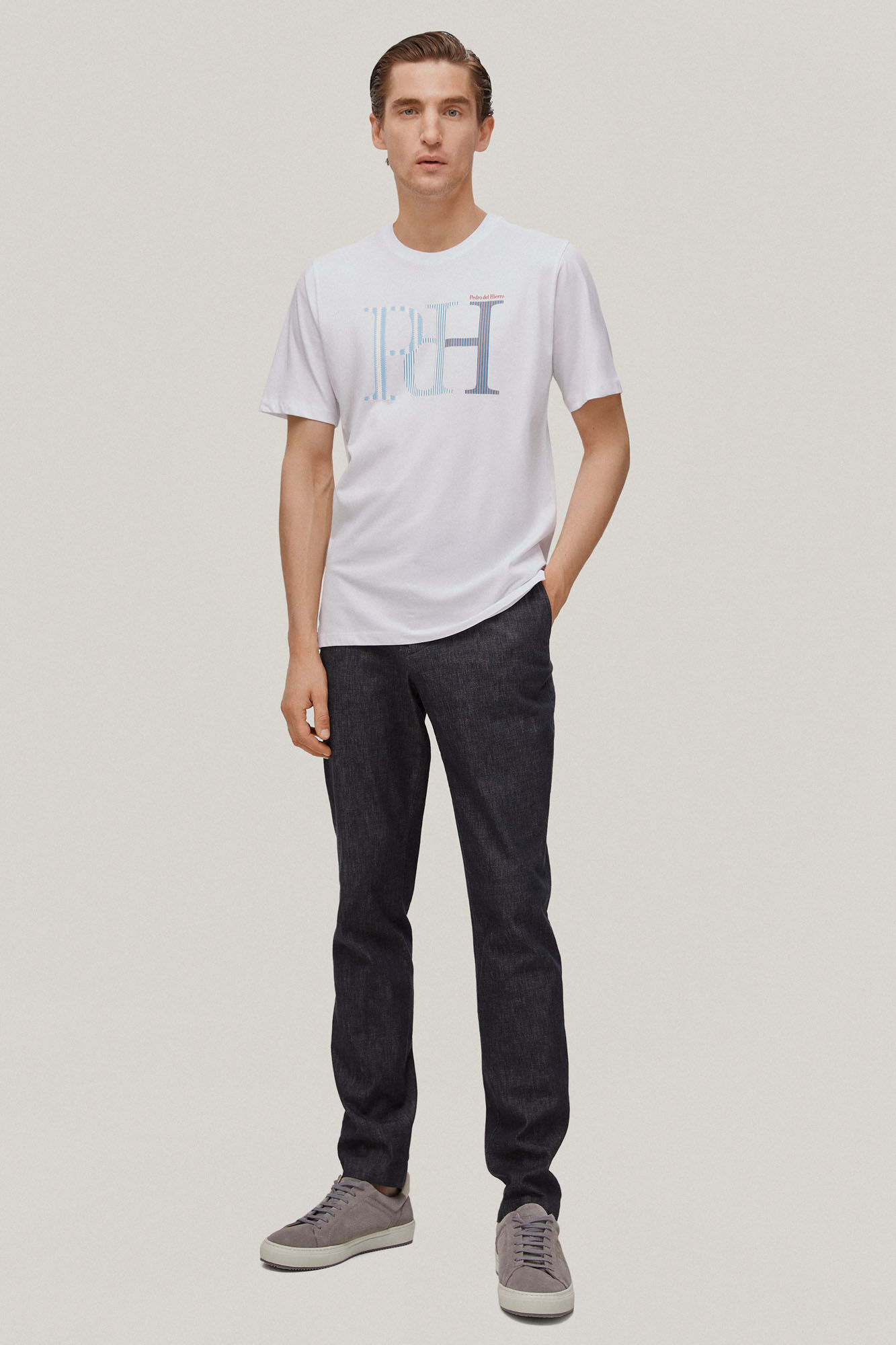 Camiseta com logo de fantasia - Branca