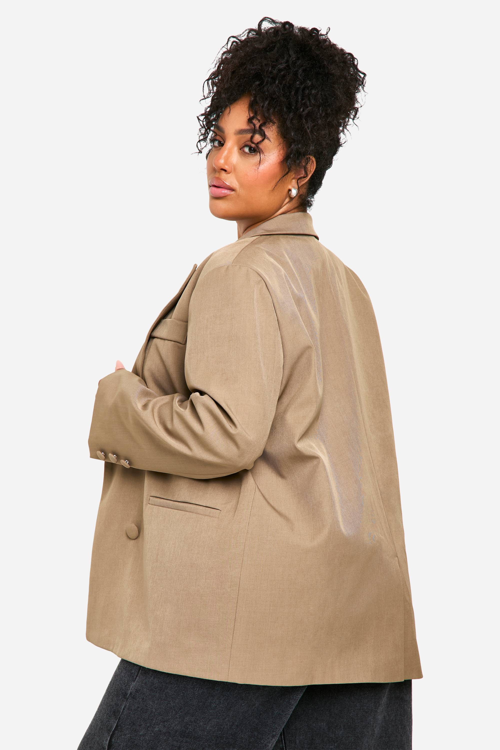 boohoo Boohoo Basics Plus Essential Blazer surdimensionné à double boutonnage