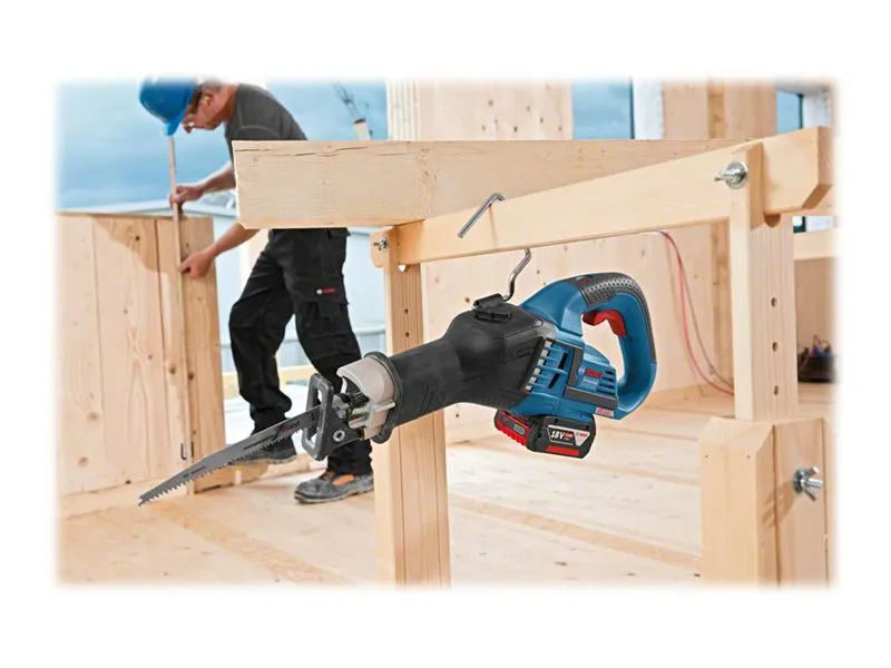 Bosch BAJONETSAV GSA 18V-32 SOLO CASE S1130CF - SOLO