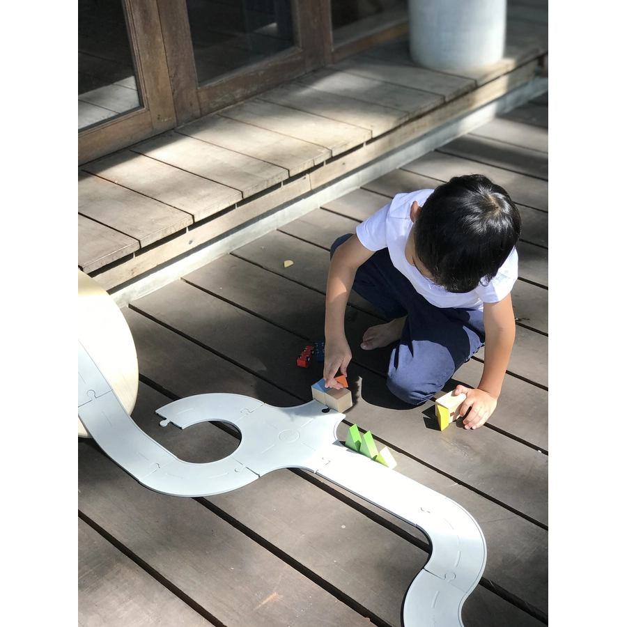 PlanToys Straßen und Schienen Set groß