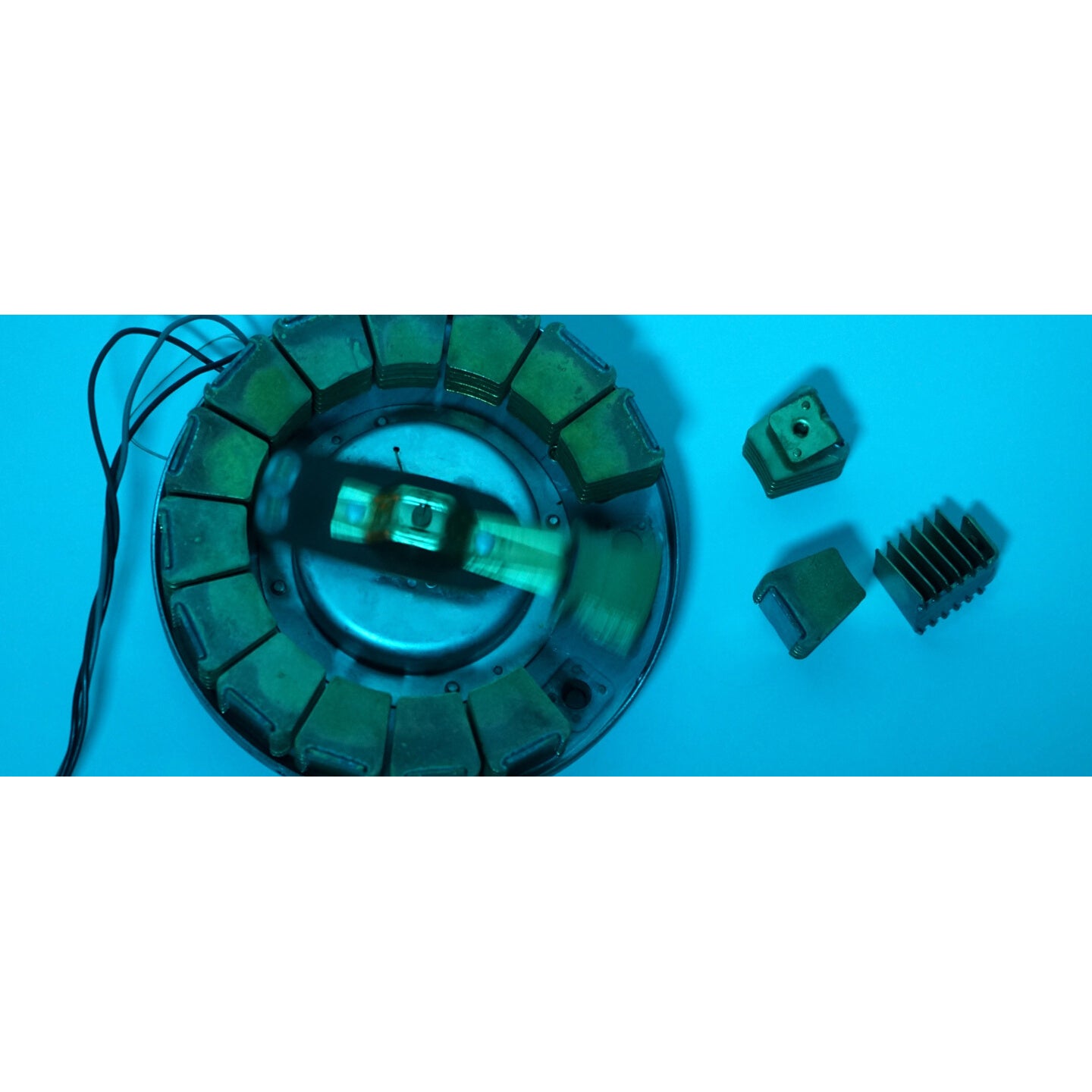 Martinic Scanner Vibrato (download)