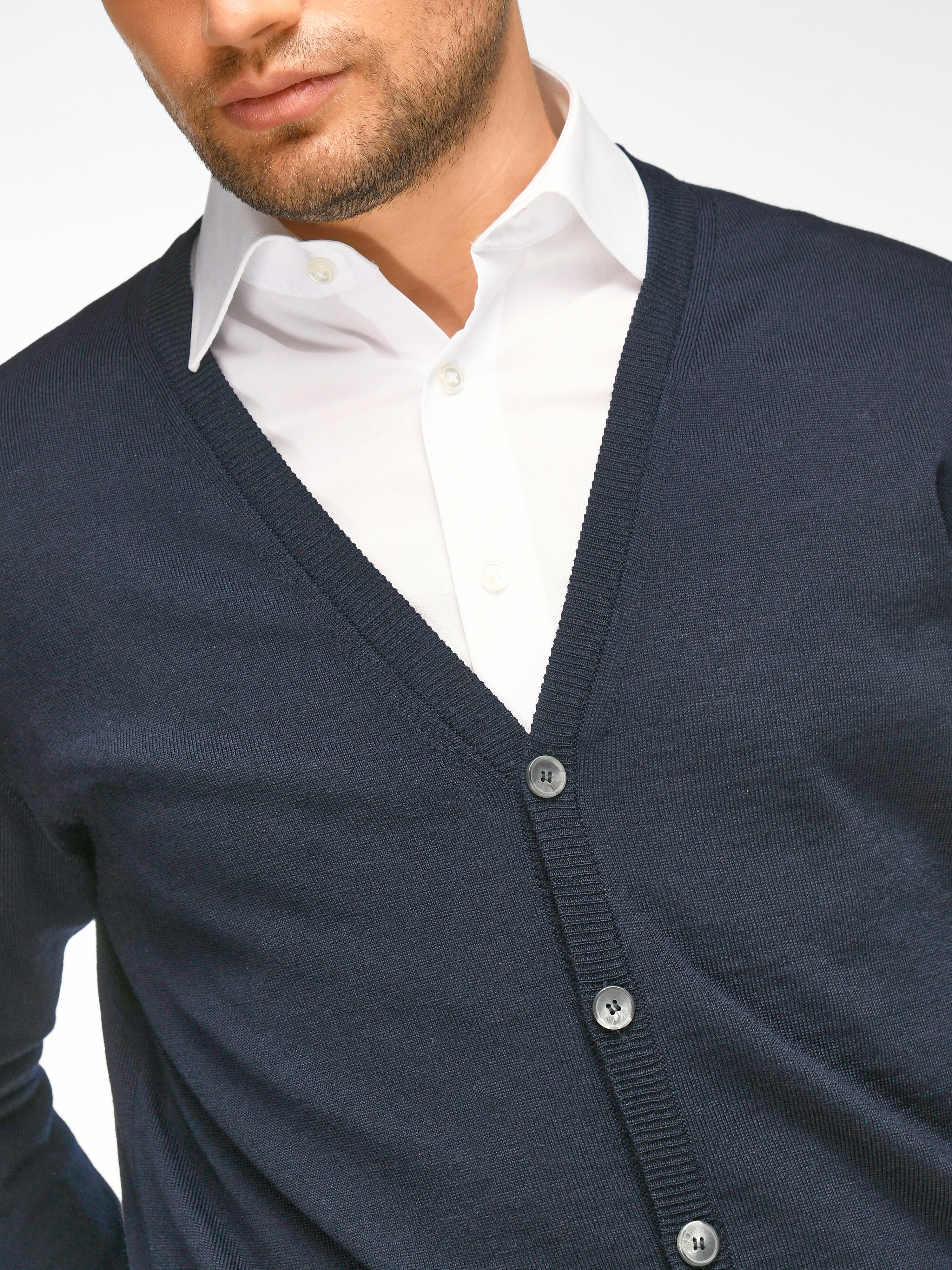 Strickjacke aus 100% Schurrwolle