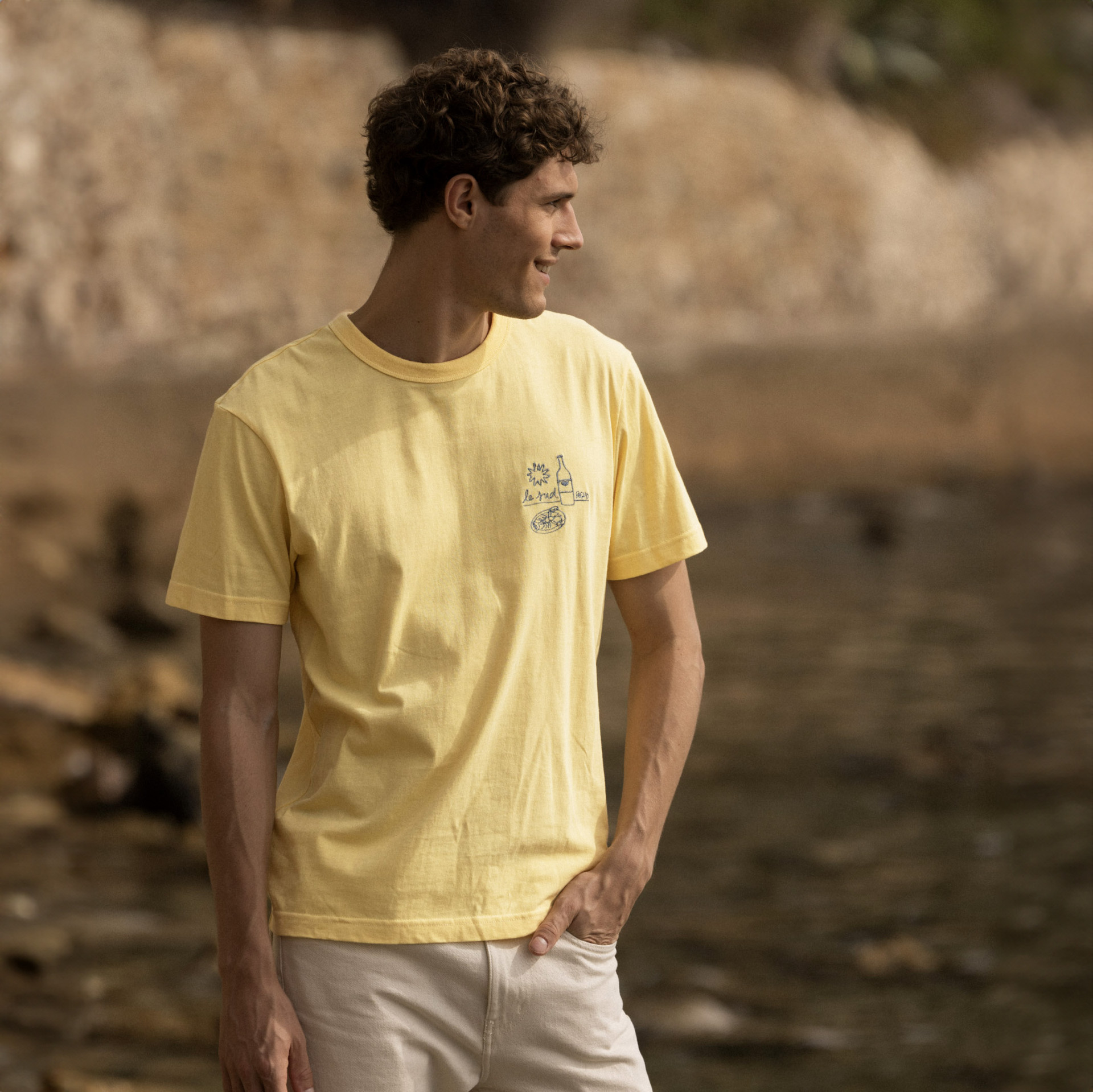 T-shirt jaune broderie le sud coton et coton recyclé - modèle lugny