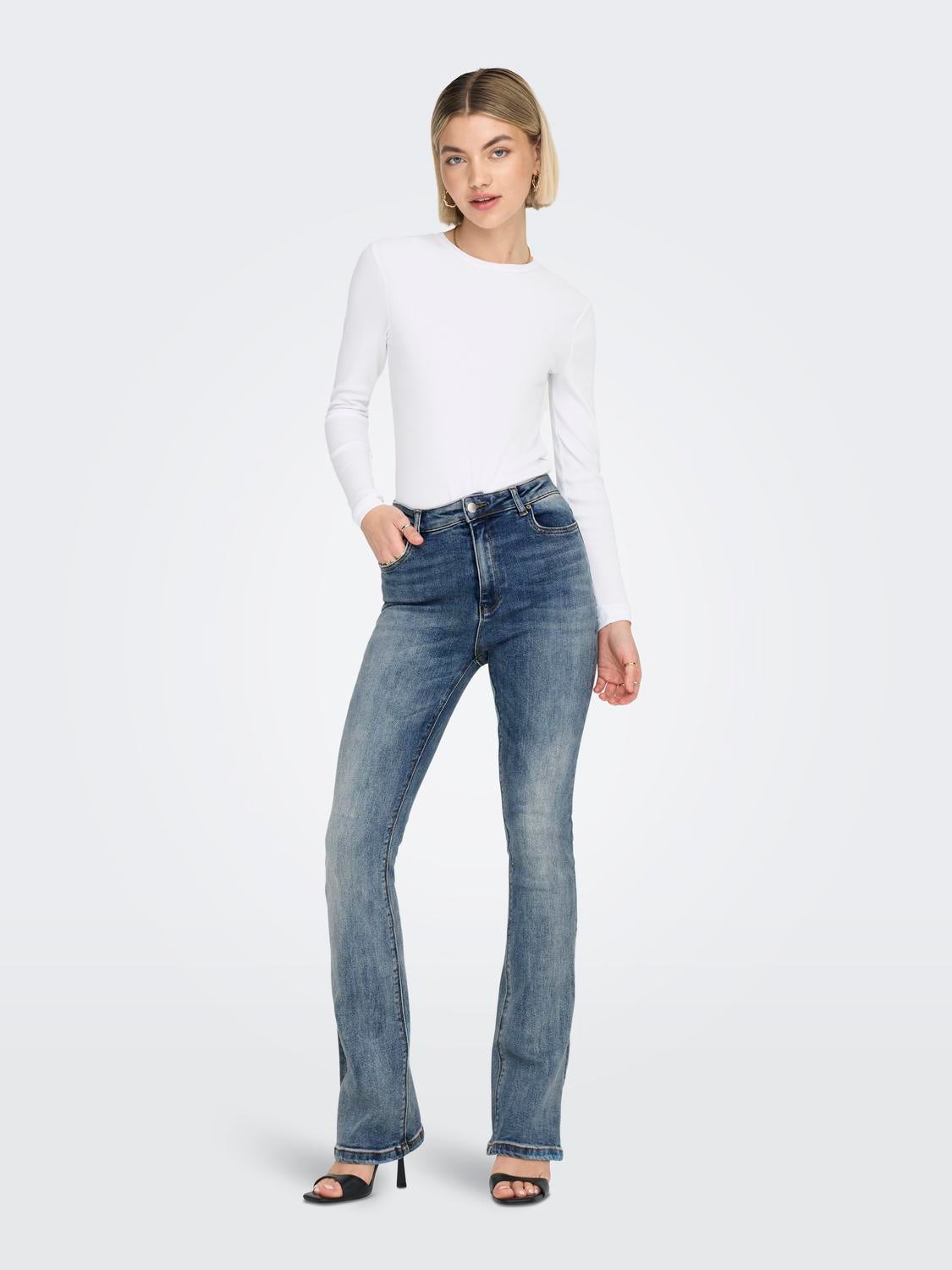 ONLMILA Hohe Taille Ausgestellt Jeans Medium Blue Denim