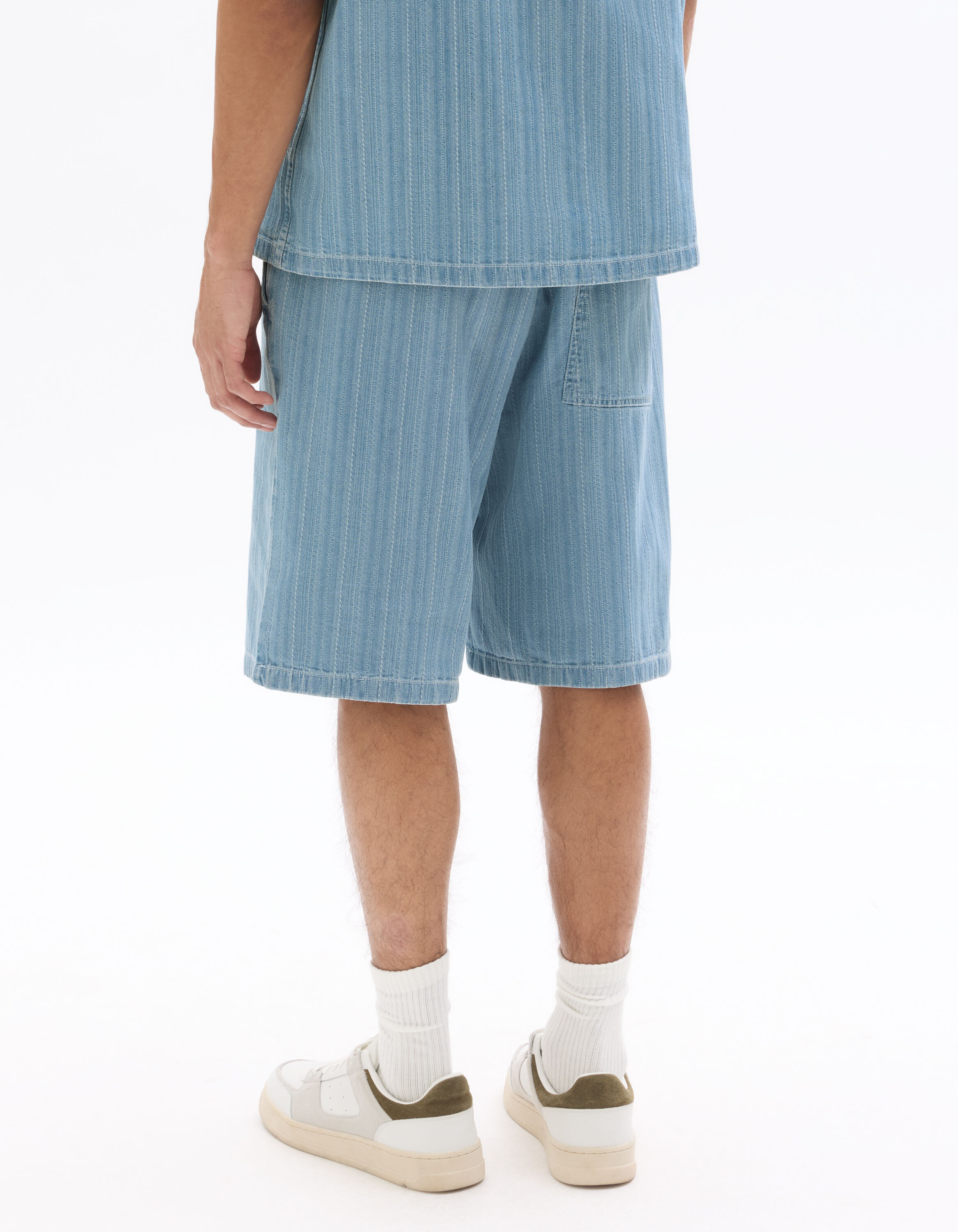 Bermuda loose en jean rayé - bleu