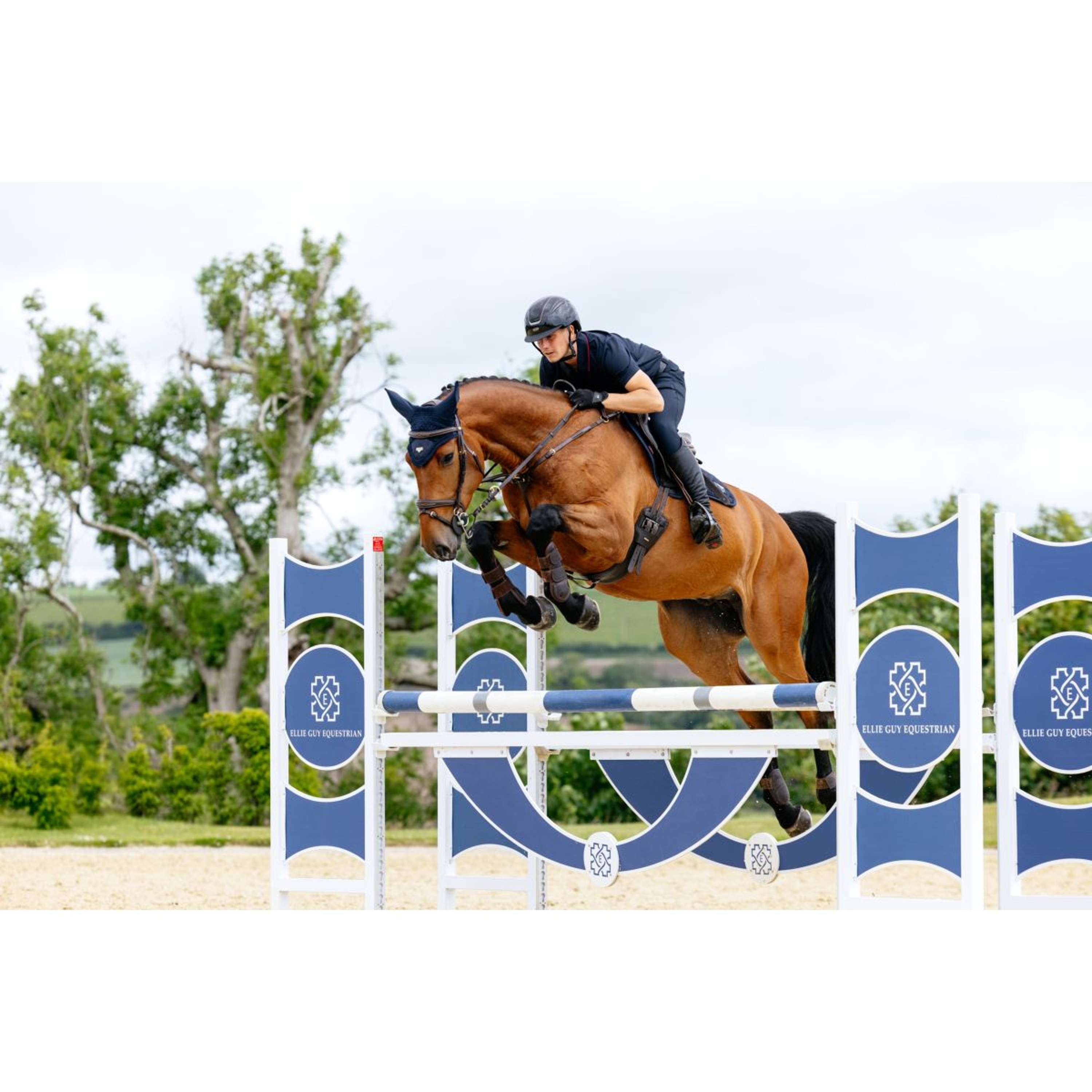 LeMieux Zadeldekje Loire Classic Square Close Contact Navy