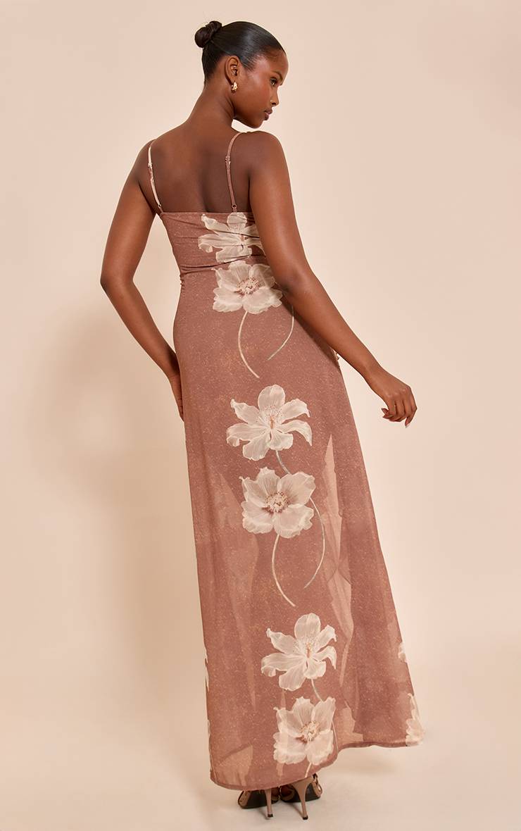 Taupe Robe Longue À Bretelles À Volants En Mousseline Fleurie Avec Décolleté Plongeant