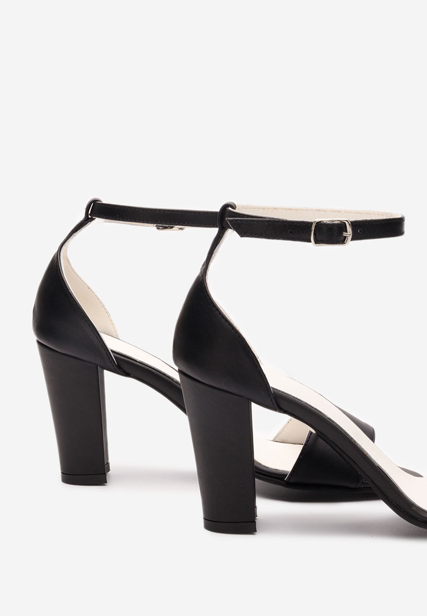 Sandales en cuir naturel noires Amais