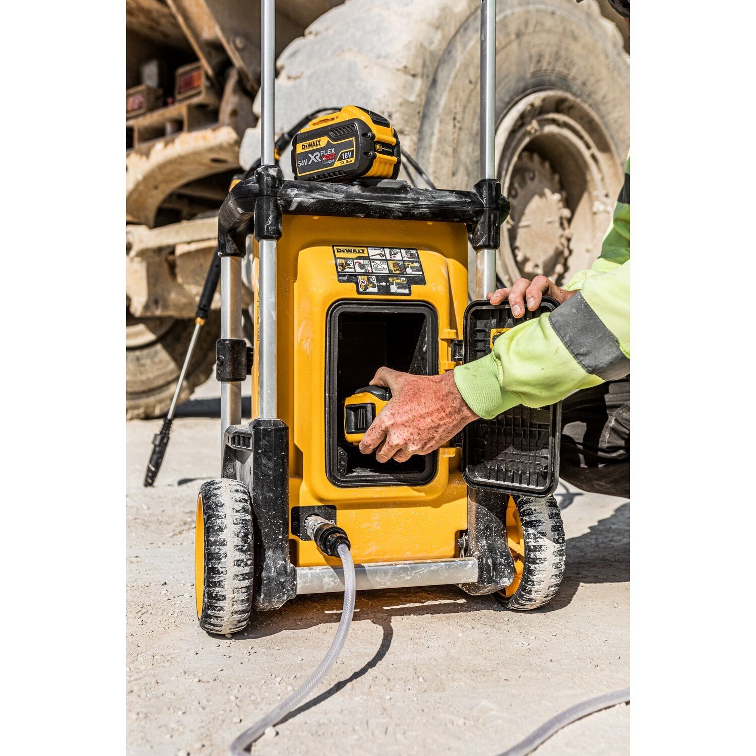 DeWALT DCMPW1600N Accu hogedrukreiniger 2x18V XR Basic Body
