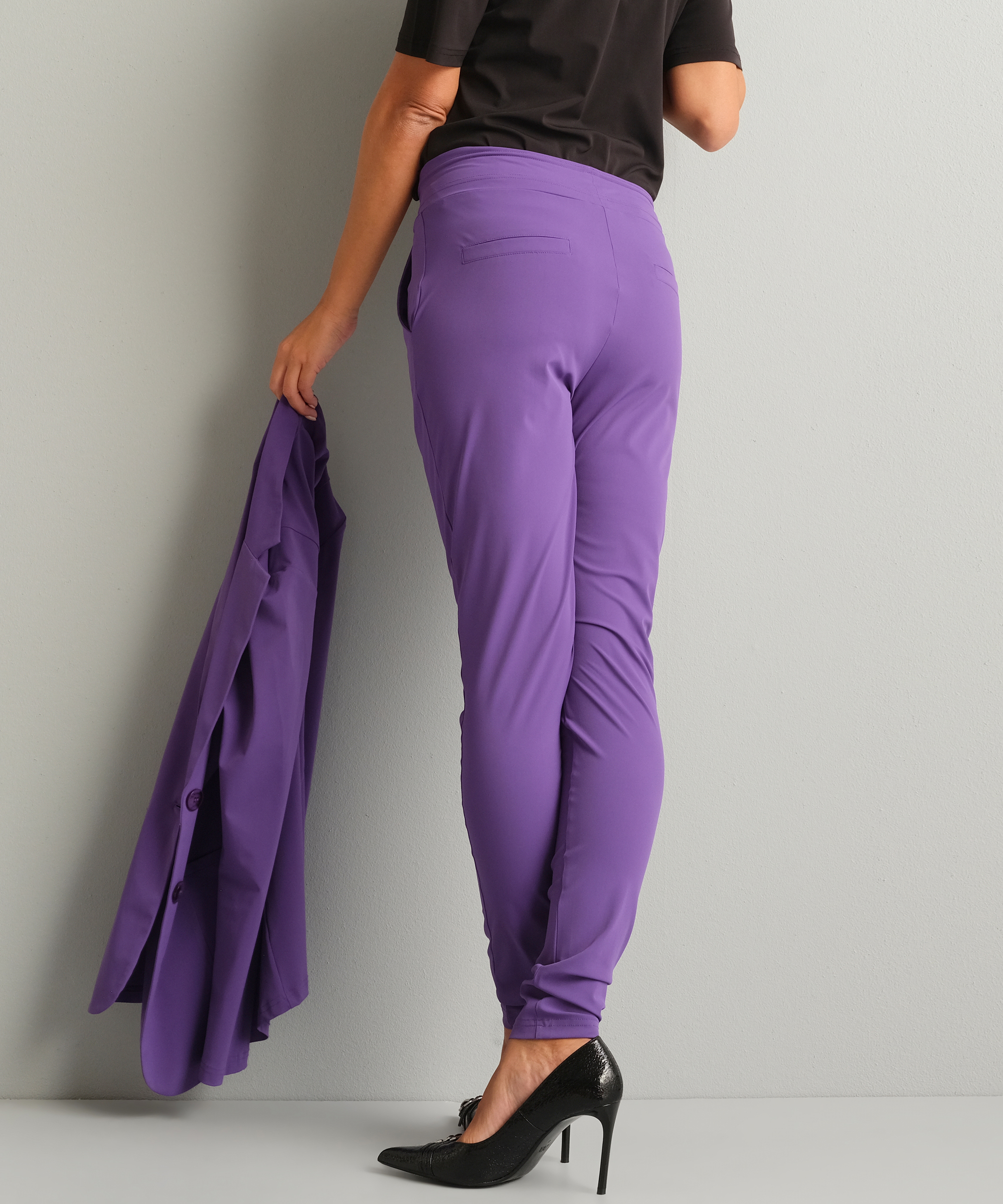 slim fit broek travelstof