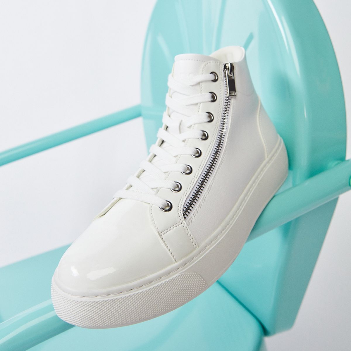 Alpha White Men High top