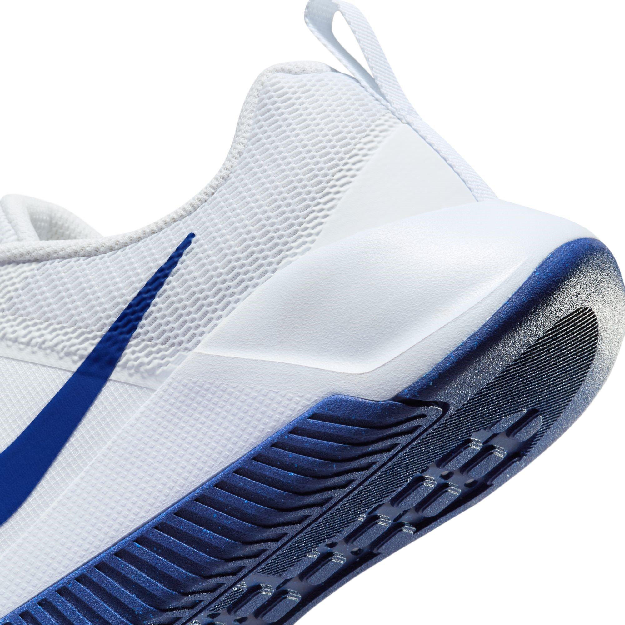 Nike MC Trainer 3