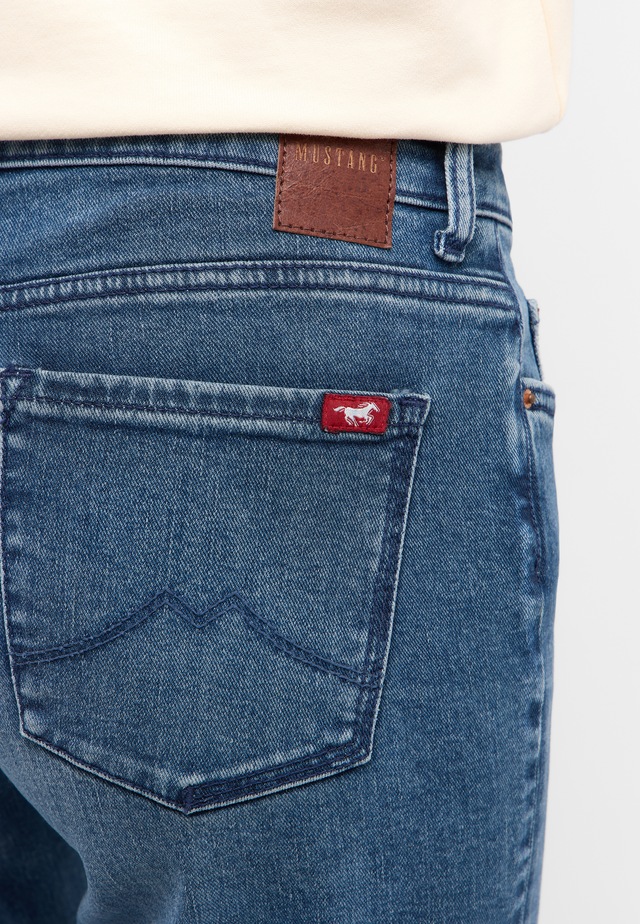MUSTANG Straight-Jeans »Damen Style Crosby Relaxed Straight«