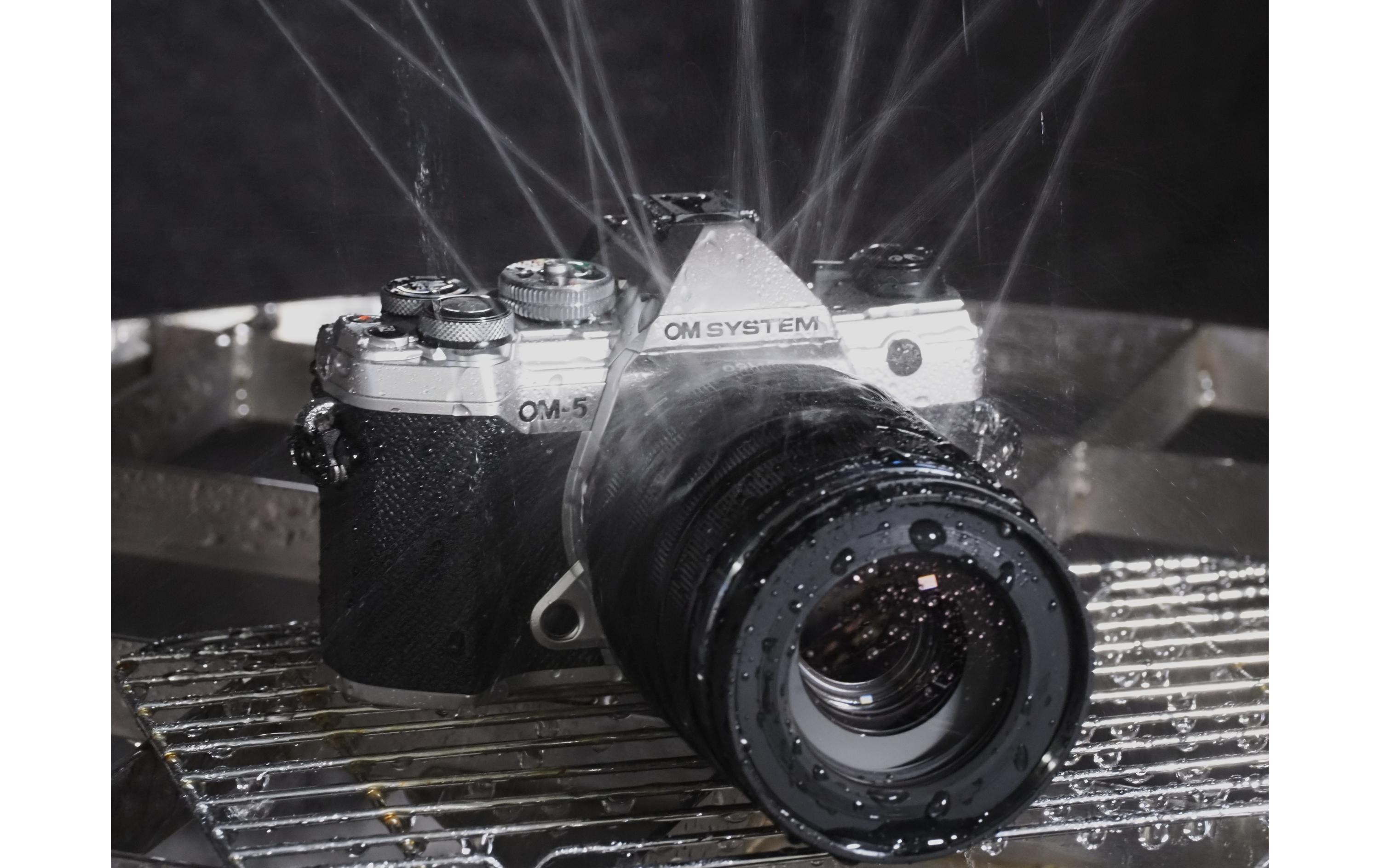 Fotokamera OM-5 Black Kit M.Zuiko 12-40 mm Pro II<br>Spiegellose OM SYSTEM Kamera inklusive Objektiv