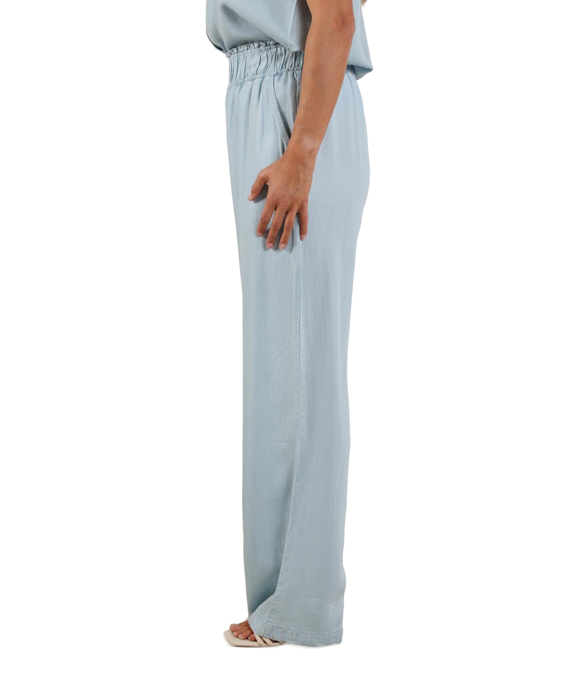 Nukus Novi dames broek blauw