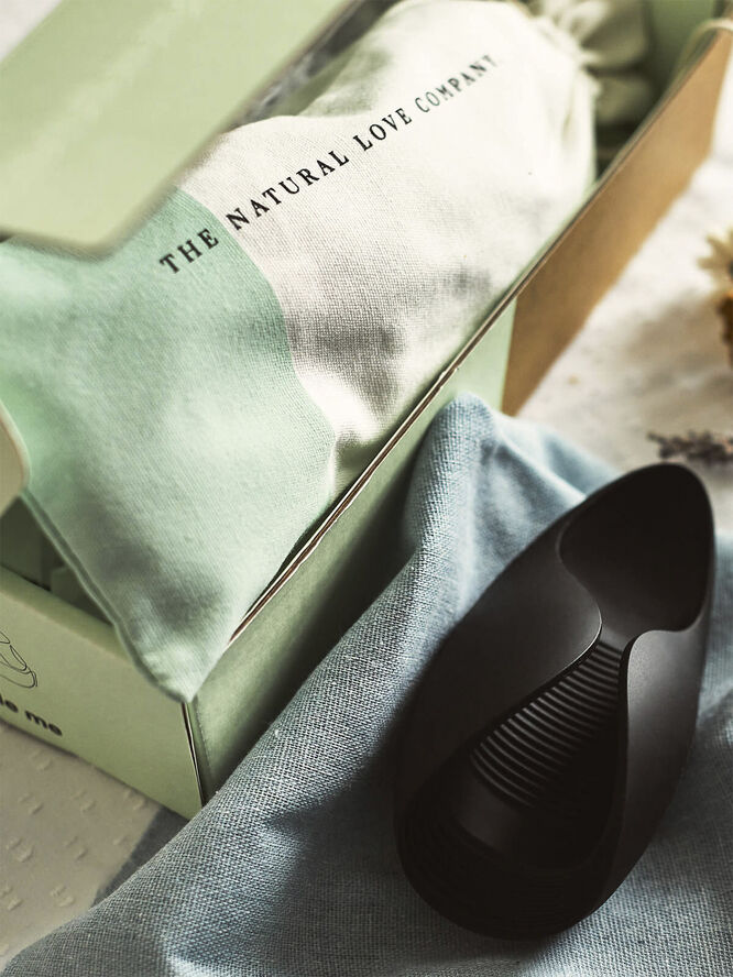 The Natural Love Company Bergamot Stroker