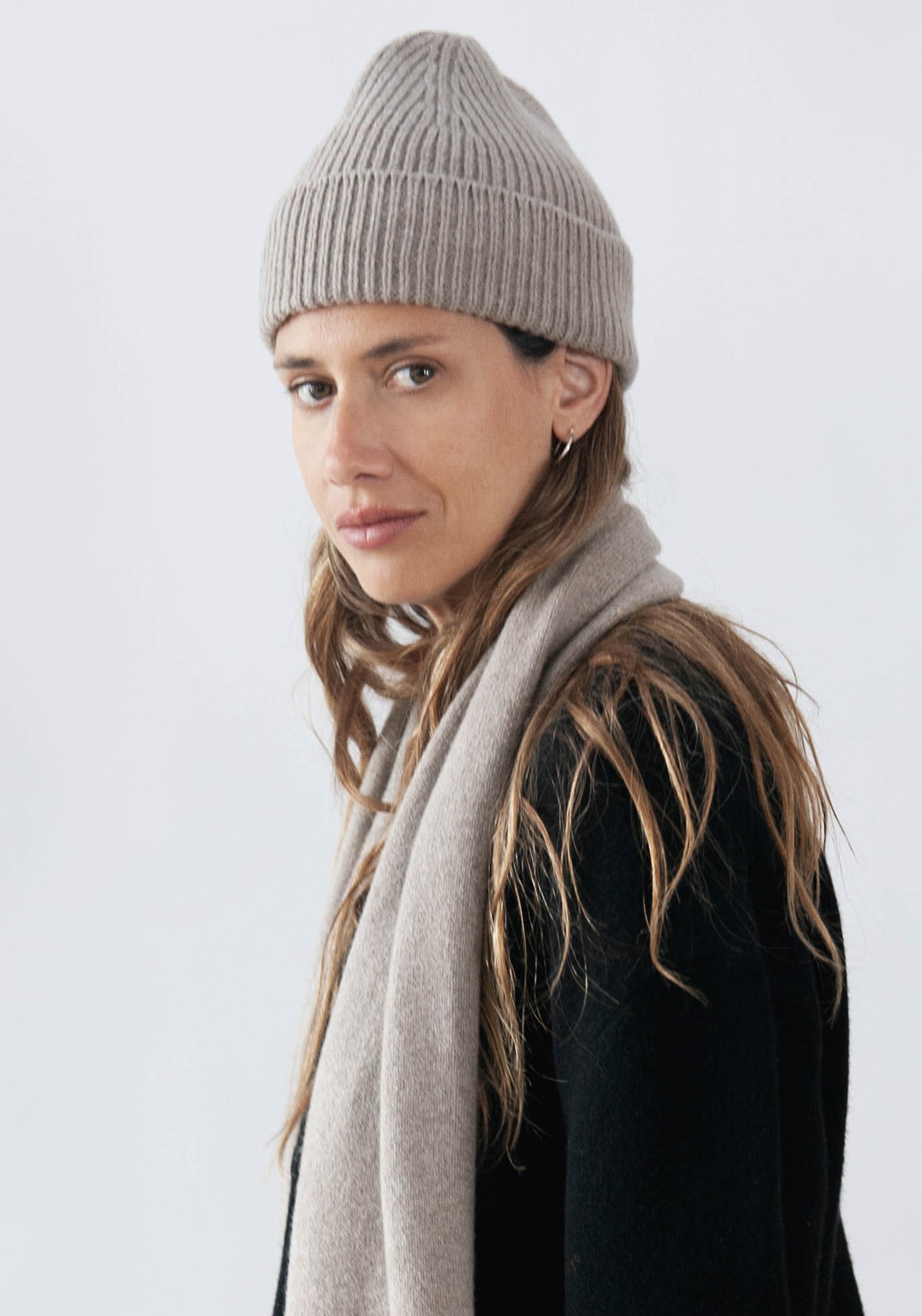 Jungle Folk Beanie Ben Cashmere Greige