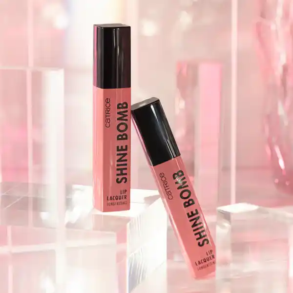 Shine Bomb Lip Lacquer 030 Sweet Talker