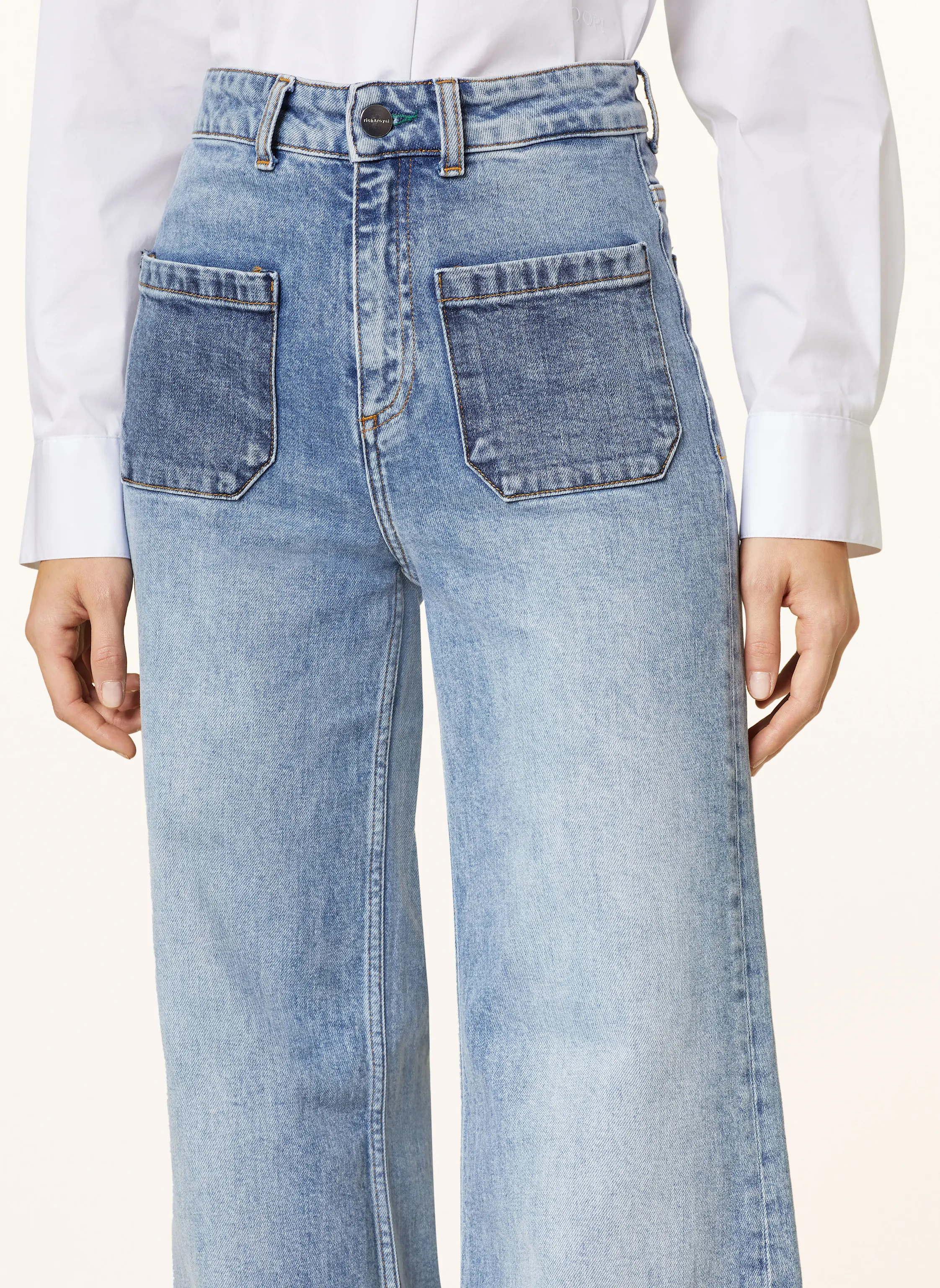 Rich & Royal Flared Jeans