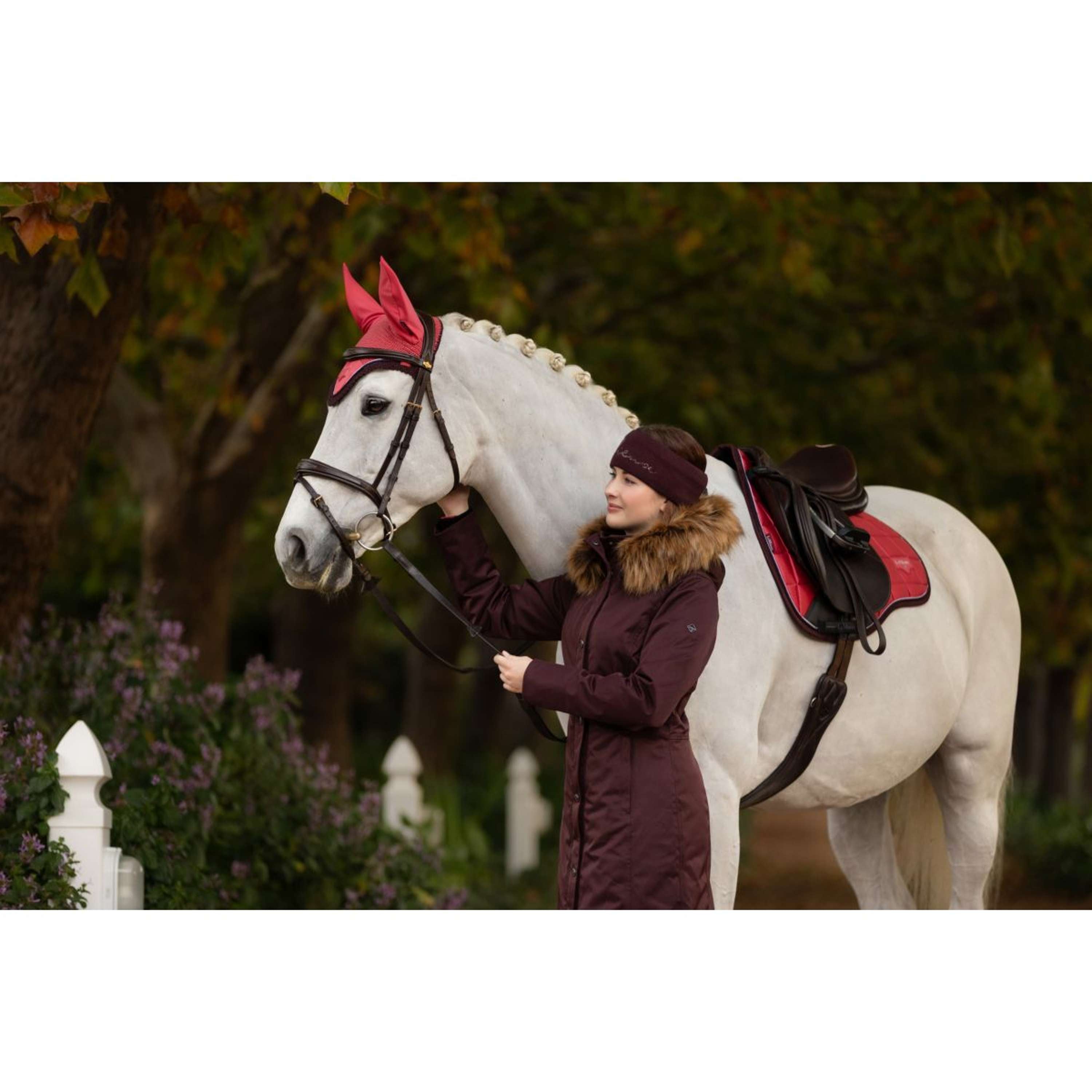 LeMieux Zadeldekje Loire Classic Veelzijdigheid Cranberry