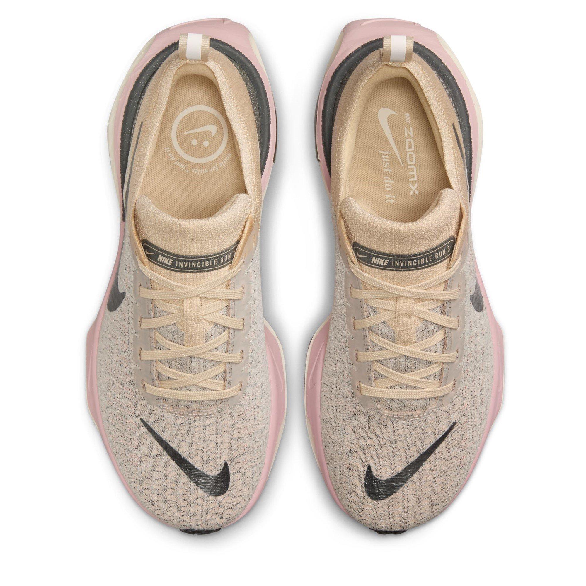 Nike ZoomX Invincible 3 Flyknit Womens Running Shoes