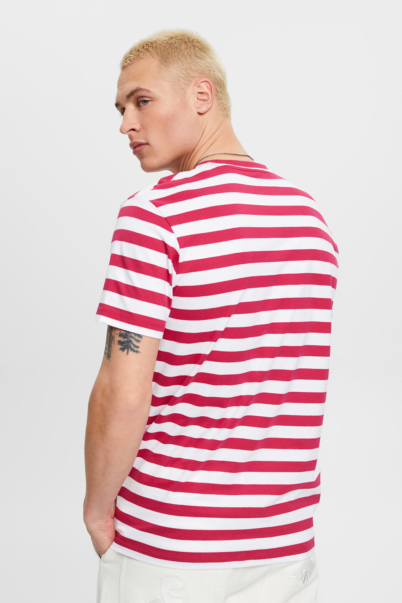 Camiseta listrada com logo, algodão orgânico - Estampa vermelha