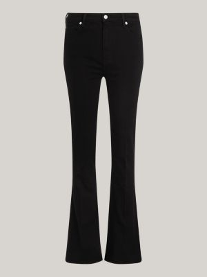 Calça jeans preta de cintura alta e corte bootcut