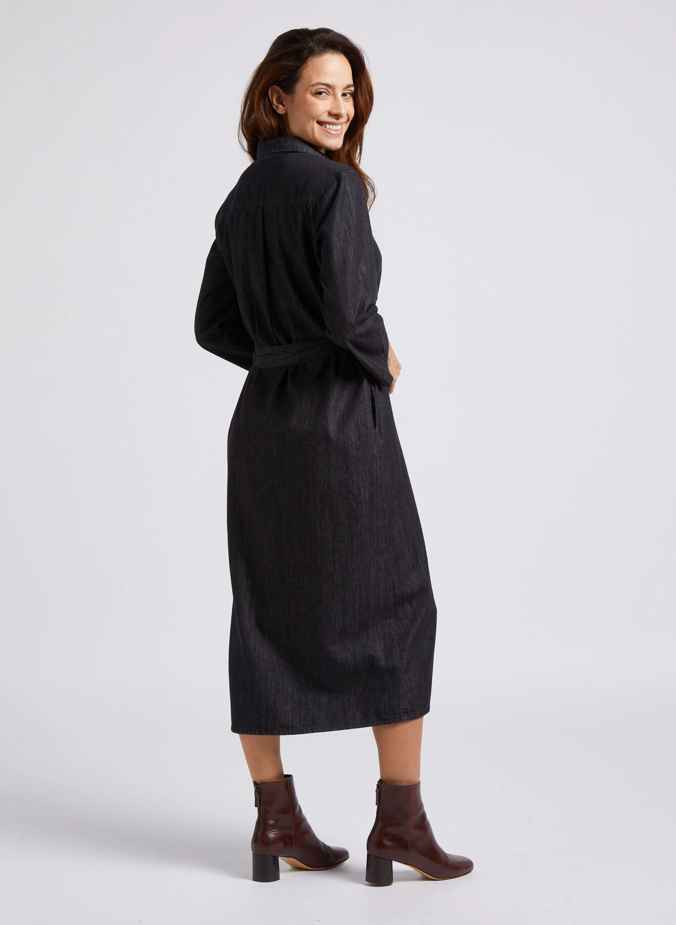 Robe chemise droite col classique en coton mélangé | Noir