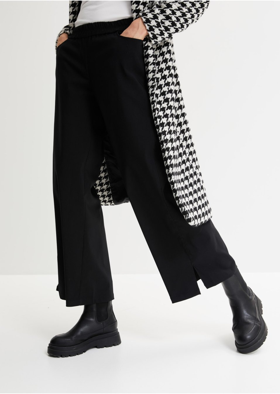 Pantalon taille extensible en bengaline avec jambes larges et fente, taille confortable