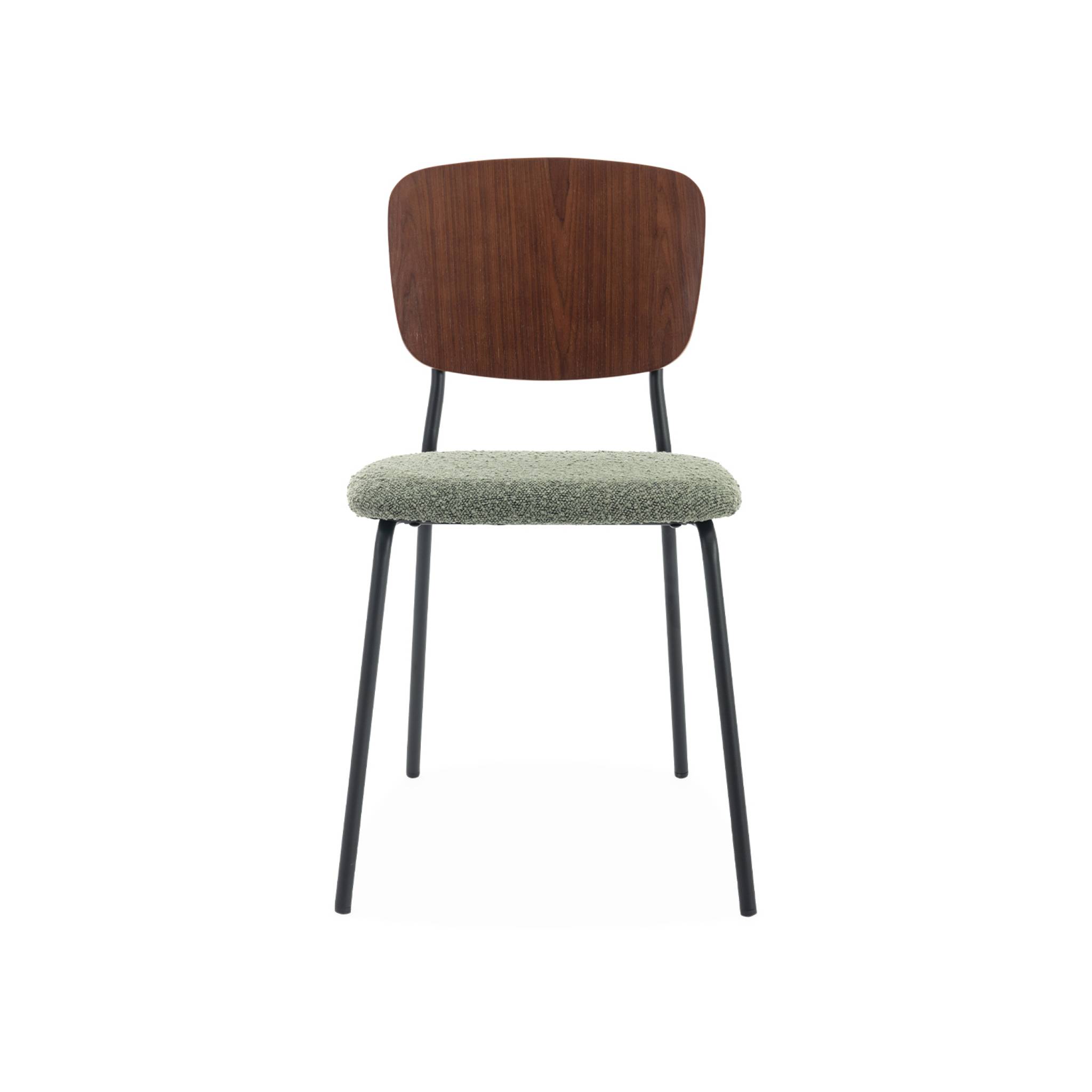 Lot de 2 chaises assise bouclette texturée verte. Dossier bois de peuplier courbé. Pieds en métal noir mat