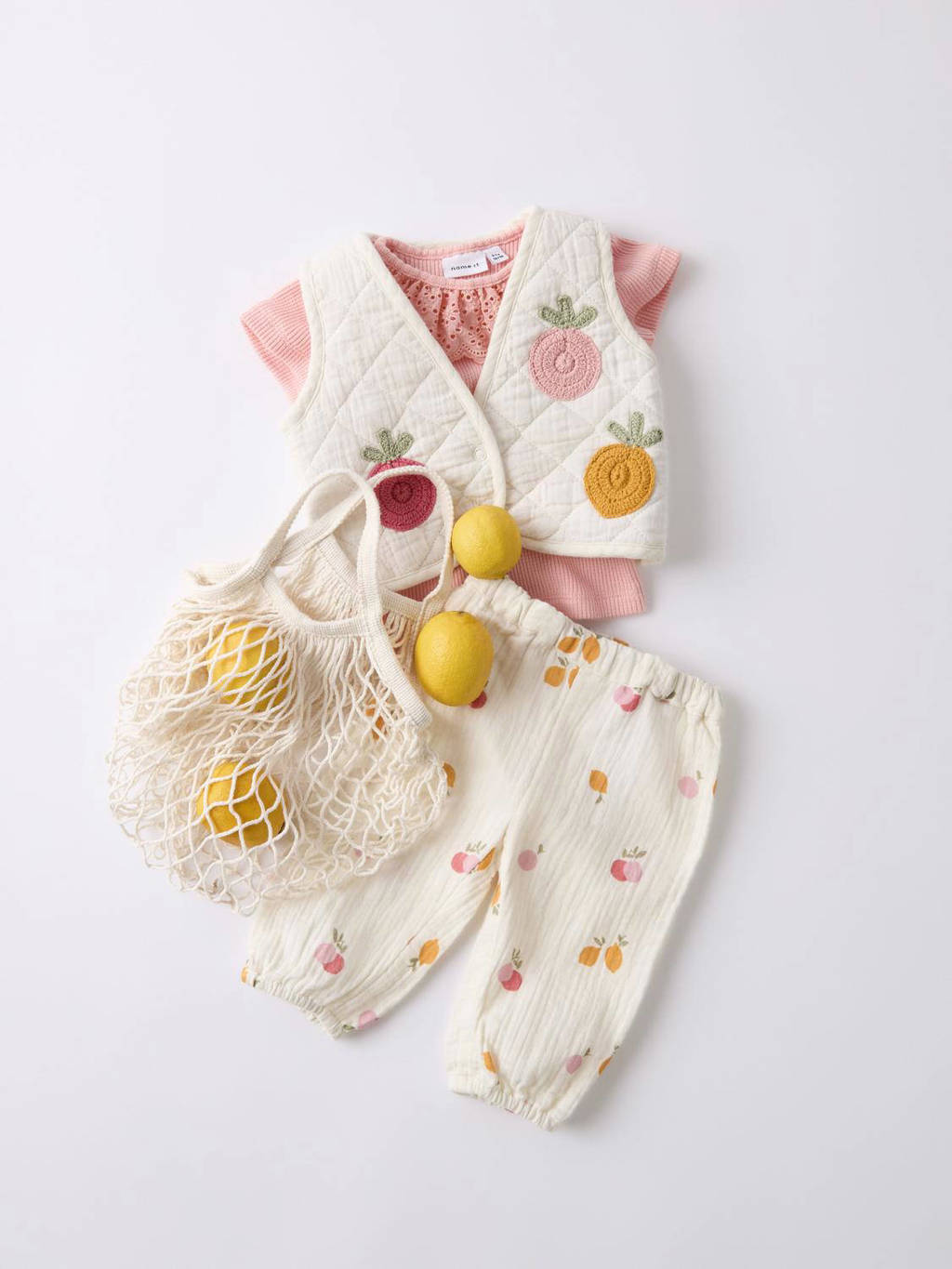 NAME IT baby gilet NBFHELGANY met printopdruk ecru/multicolor