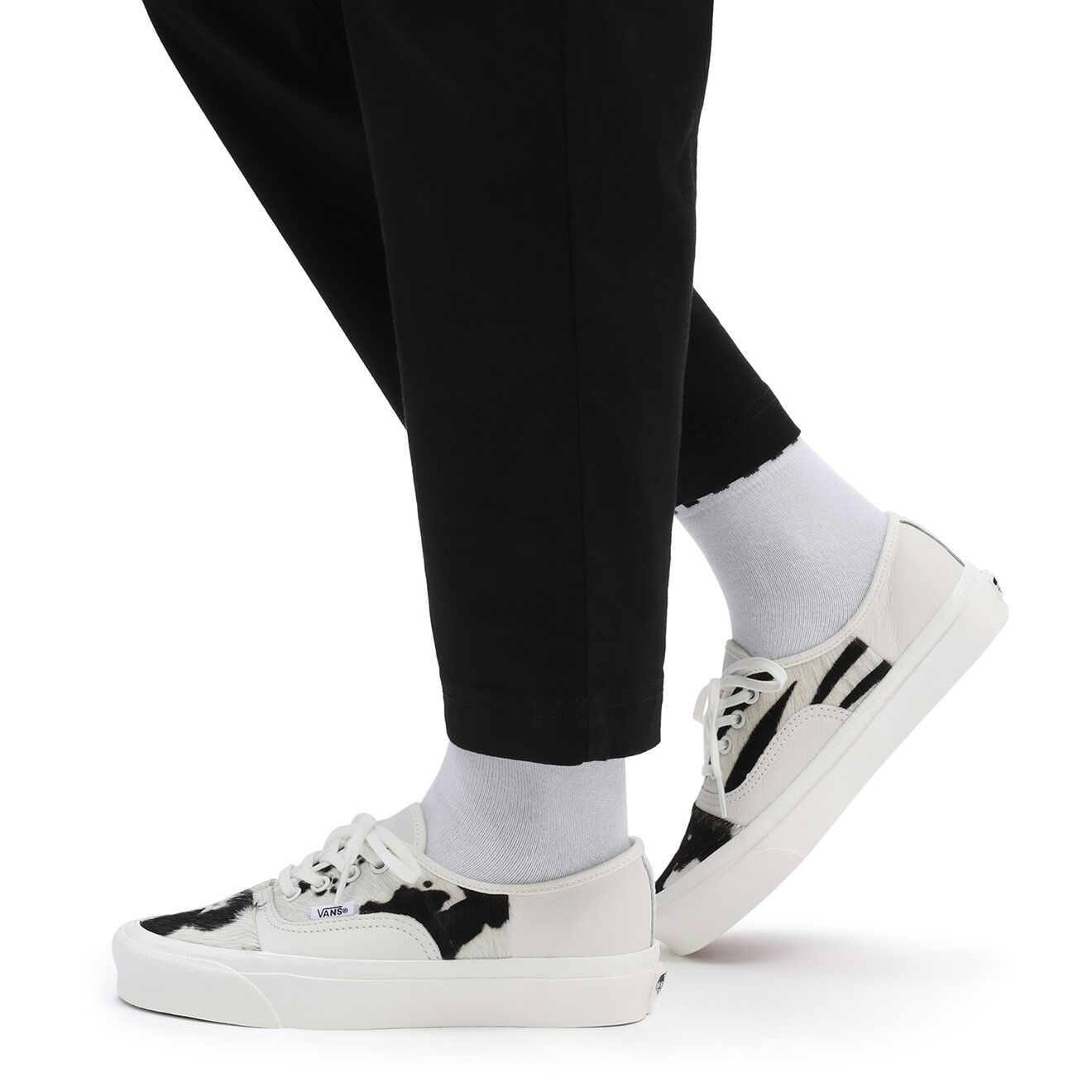 Vans Sneakers en Cuir Authentic 44 DX PW écru/noir