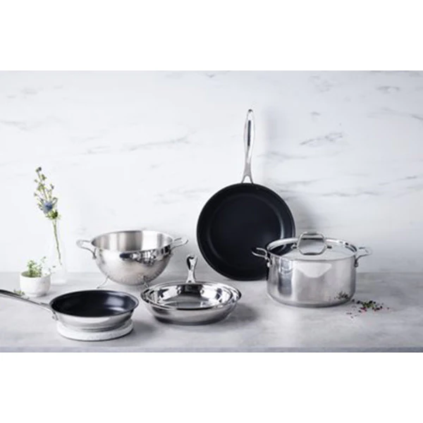 Poêle à frire Chef avec revêtement anti-adhérent 24 cm Beka