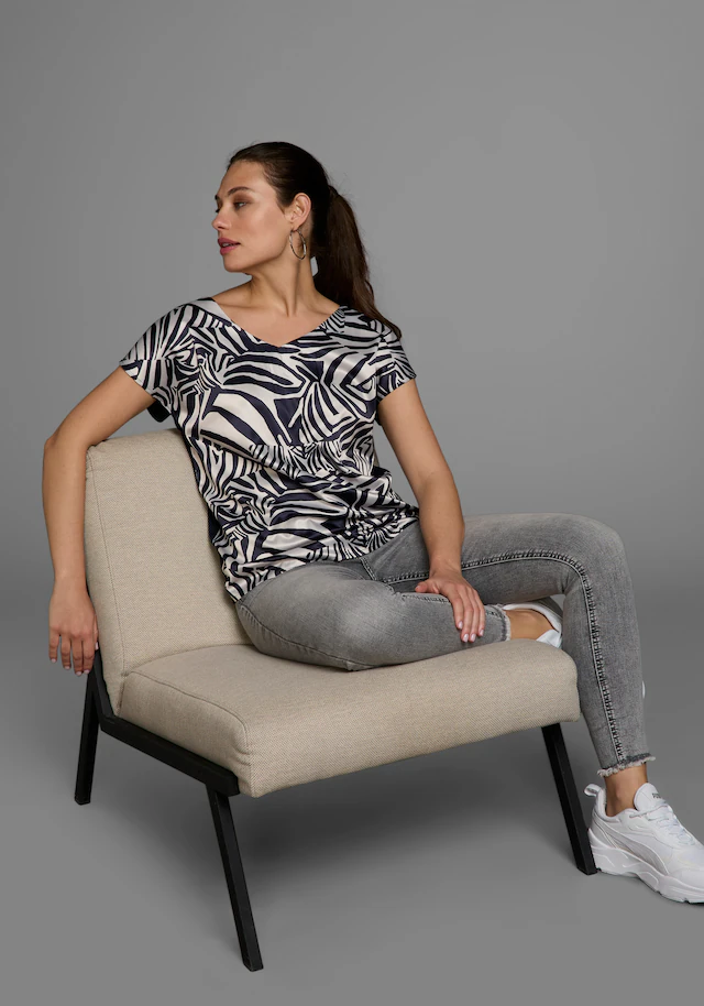 Laura Scott Shirtbluse , in Shirt-Optik, vorne leichtglänzender Satin